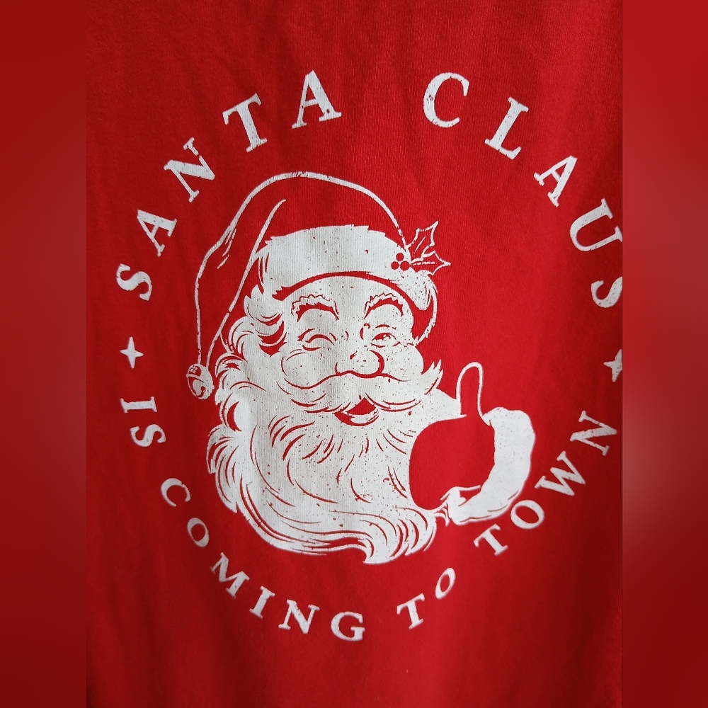 Santa Claus Is COMING to Town  Graphic T-Shirt Top Shirt Kids Unisex Holiday